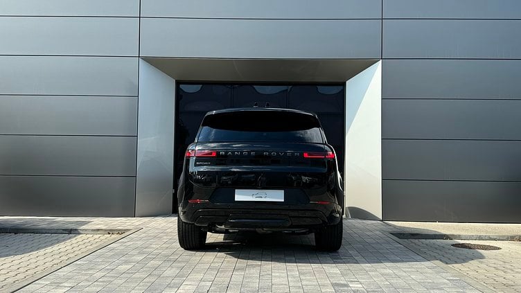 2025 SKLADOVÉ VOZIDLÁ Land Rover Range Rover Sport Santorini Black D250 Dynamic SE