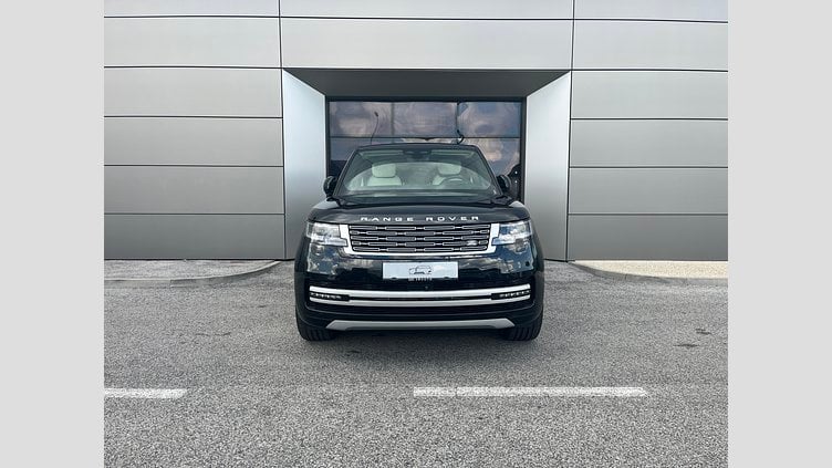 2025 SKLADOVÉ VOZIDLÁ Land Rover Range Rover Čierna Santorini P530 AWD SWB Autobiography