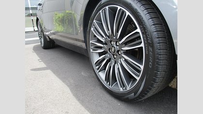 Range Rover Velar 9