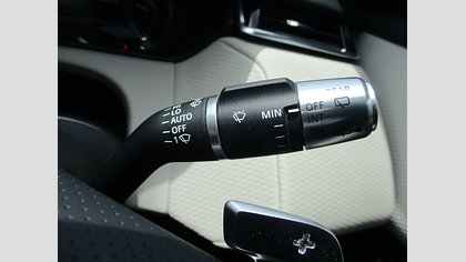 Range Rover Velar 14