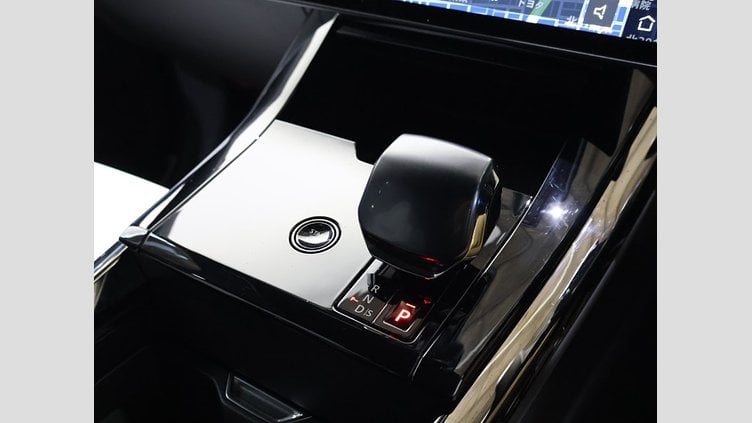 2024 認定中古車 Land Rover Range Rover Sport フラックスシルバー - グロスフィニッシュ P635マイルドハイブリッド スタンダードホイールベース SV EDITION ONE