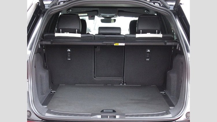 2024 認定中古車 Land Rover Discovery Sport サントリーニブラック プラグインハイブリッド（ガソリン） 標準ホイール Dynamic HSE