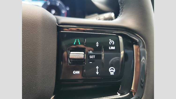 2024 認定中古車 Land Rover Range Rover Evoque カルパチアングレイ D200マイルドハイブリッド（ディーゼル） スタンダードホイールベース S