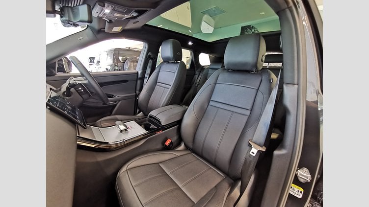 2024 認定中古車 Land Rover Range Rover Evoque カルパチアングレイ D200マイルドハイブリッド（ディーゼル） スタンダードホイールベース S