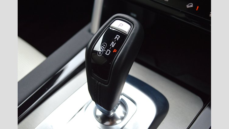 2022 認定中古車 Land Rover Discovery Sport バイロンブルー P250 AWD（オートマチック） 標準ホイールベース R-DYNAMIC S