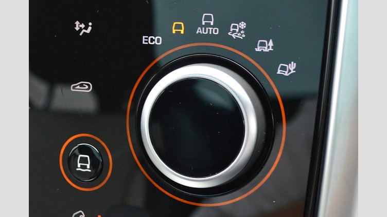 2022 認定中古車 Land Rover Discovery Sport バイロンブルー P250 AWD（オートマチック） 標準ホイールベース R-DYNAMIC S