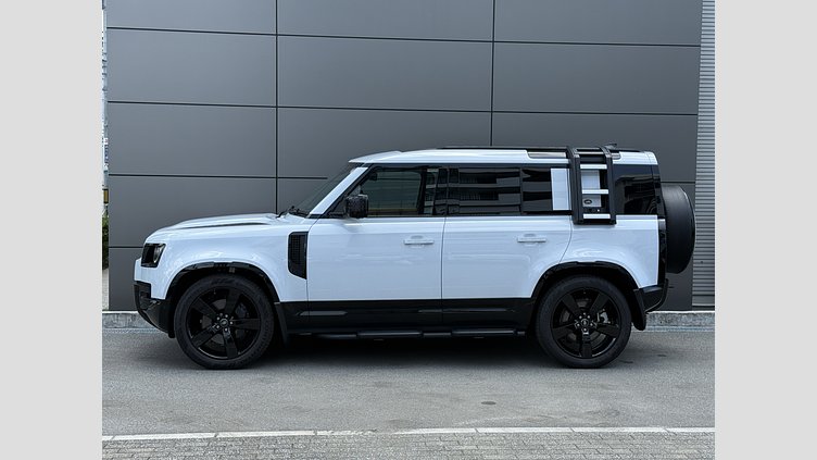 2023 認定中古車 Land Rover Defender 110 ユーロンホワイト D300 AWD（AT） X-DYNAMIC HSE