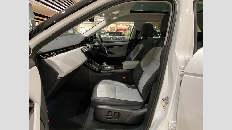 2024 認定中古車 Land Rover Range Rover Evoque オストゥーニパールホワイト D200マイルドハイブリッド（ディーゼル） スタンダードホイールベース DYNAMIC SE