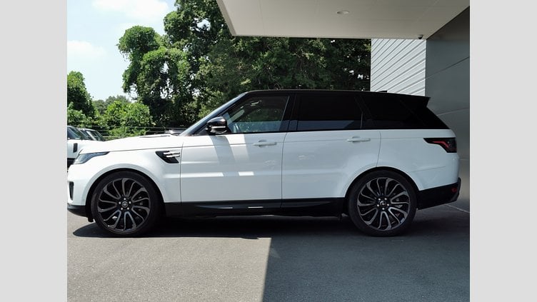 2019 認定中古車 Land Rover Range Rover Sport フジホワイト 3.0リッターTDV6ディーゼル（258 PS） SE