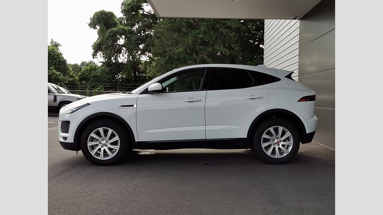 2018 認定中古車 Jaguar E-Pace フジ ホワイト D180 オートマチック全輪駆動 S