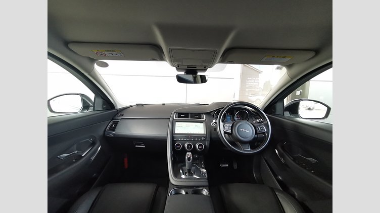 2018 認定中古車 Jaguar E-Pace フジ ホワイト D180 オートマチック全輪駆動 S