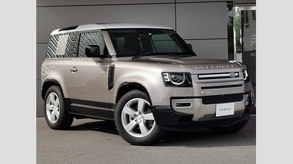 Defender 90 0