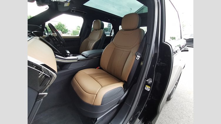2024 認定中古車 Land Rover Range Rover Sport サントリーニブラック D300マイルドハイブリッド Dynamic HSE