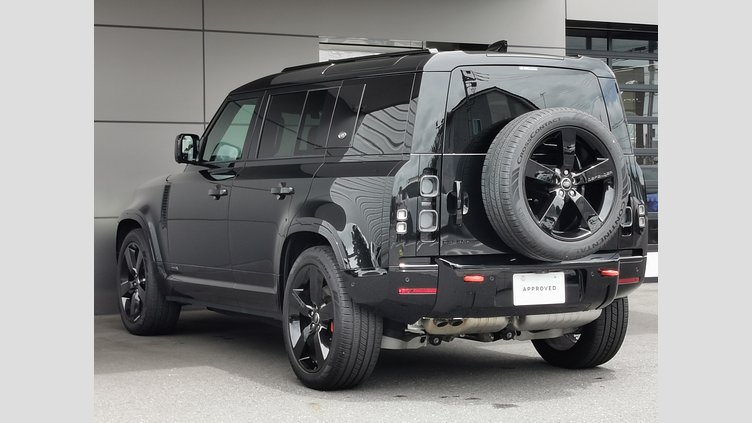 2022 認定中古車 Land Rover Defender 110 サントリーニブラック D300 AWD（AT） X