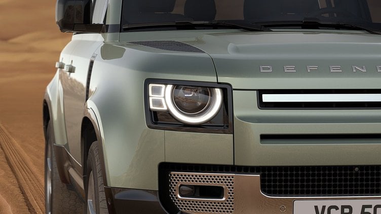 2023 認定中古車 Land Rover Defender 110 パンゲアグリーン P300 AWD（AT） SE