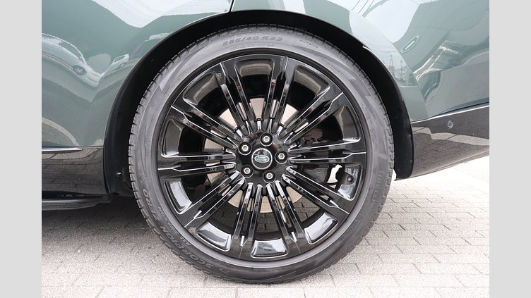 2024 認定中古車 Land Rover Range Rover ベルグレイヴィアグリーン P530 AWD（AT） スタンダードホイールベース Autobiography