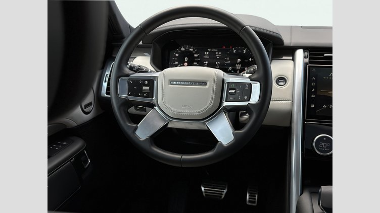 2024 APPROVED Land Rover Discovery Varesine Blue D300 Diesel Mild Hybrid STANDARD WHEELBASE Metropolitan Edition