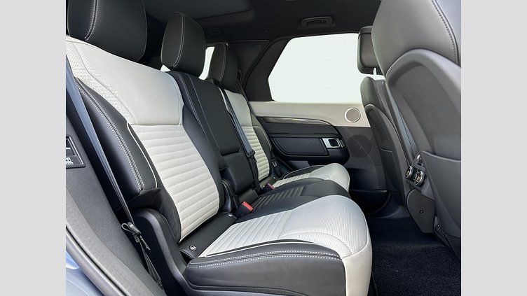 2024 APPROVED Land Rover Discovery Varesine Blue D300 Diesel Mild Hybrid STANDARD WHEELBASE Metropolitan Edition