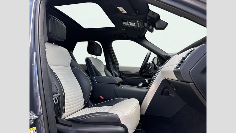 2024 APPROVED Land Rover Discovery Varesine Blue D300 Diesel Mild Hybrid STANDARD WHEELBASE Metropolitan Edition