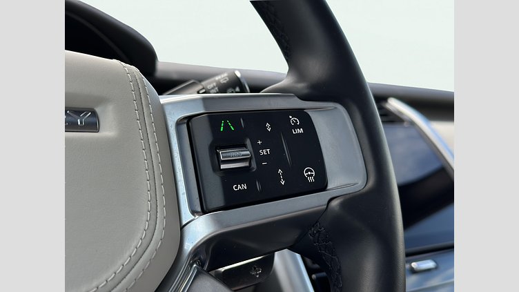 2024 APPROVED Land Rover Discovery Varesine Blue D300 Diesel Mild Hybrid STANDARD WHEELBASE Metropolitan Edition