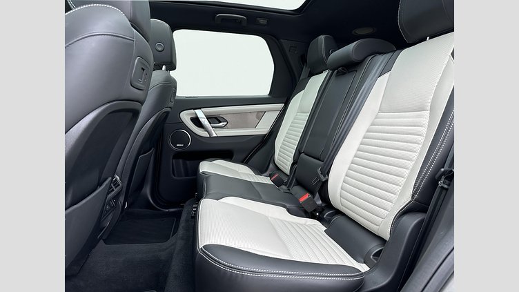 2024 APPROVED Land Rover Discovery Sport Silicon Silver P300e Petrol Plug-in Hybrid Standard Wheelbase Dynamic HSE