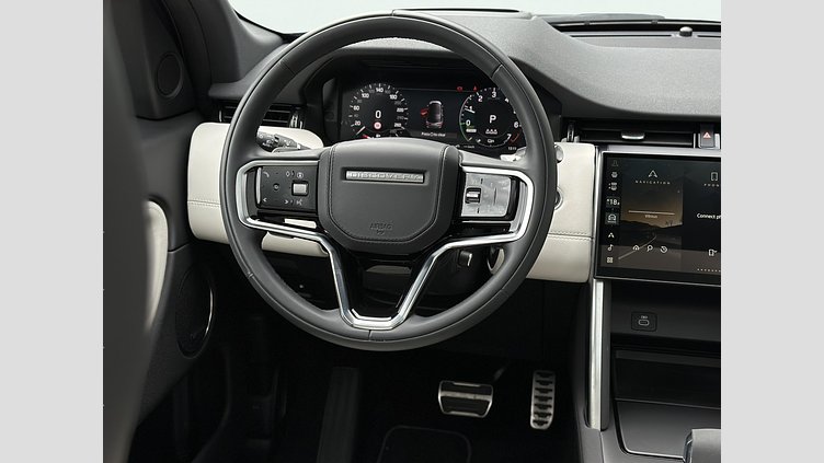 2024 APPROVED Land Rover Discovery Sport Silicon Silver P300e Petrol Plug-in Hybrid Standard Wheelbase Dynamic HSE