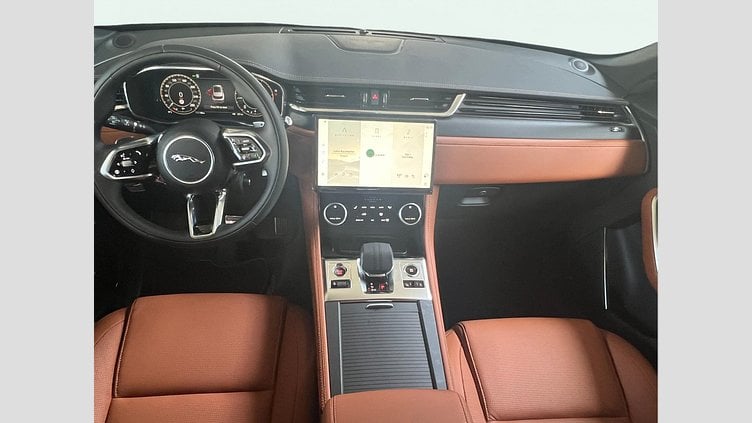 2024 Approved Jaguar F-Pace Santorini Black 2.0 D I4  204 CP R-Dynamic SE
