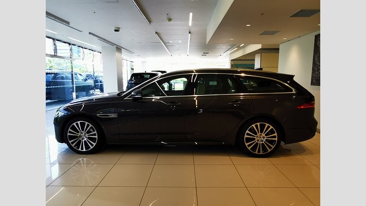 2023 認定中古車 Jaguar XF カルパチアングレイ D200 AWD（オートマチック）MHEV SPORTBRAKE R-DYNAMIC SE