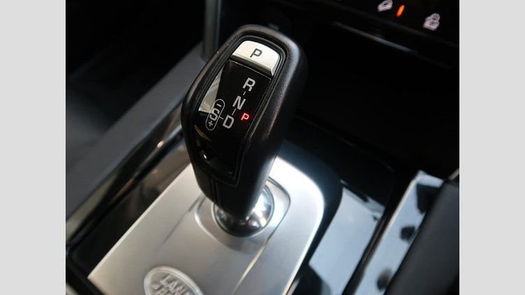2019 認定中古車 Land Rover Discovery Sport フジホワイト D180 AWD（オートマチック） 標準ホイールベース ディスカバリー スポーツ S
