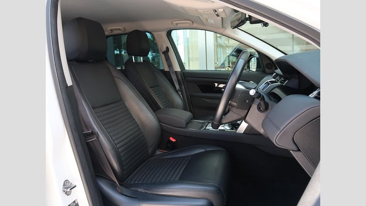 2019 認定中古車 Land Rover Discovery Sport フジホワイト D180 AWD（オートマチック） 標準ホイールベース ディスカバリー スポーツ S