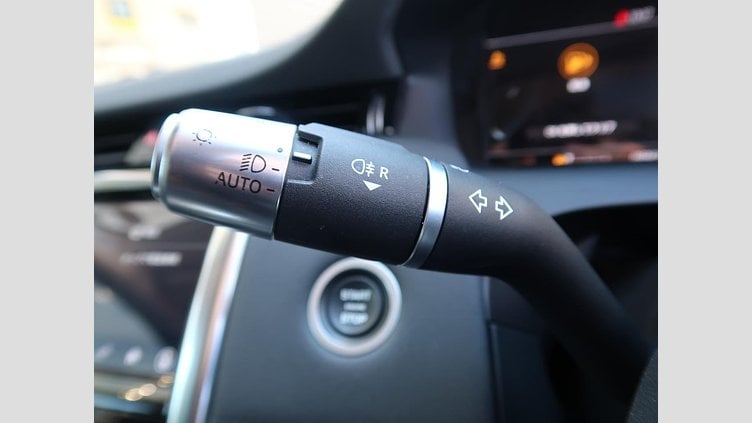 2019 認定中古車 Land Rover Discovery Sport ナルヴィックブラック D180 AWD（オートマチック） 標準ホイールベース ディスカバリー スポーツ S