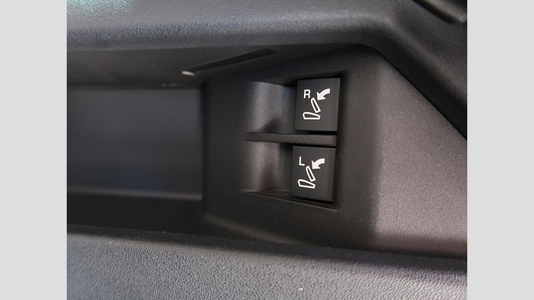 2019 認定中古車 Land Rover Discovery Sport ナルヴィックブラック D180 AWD（オートマチック） 標準ホイールベース ディスカバリー スポーツ S