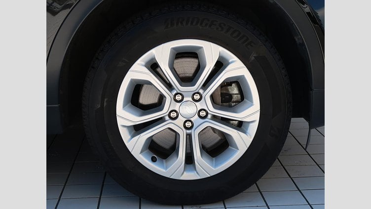 2019 認定中古車 Land Rover Discovery Sport ナルヴィックブラック D180 AWD（オートマチック） 標準ホイールベース ディスカバリー スポーツ S