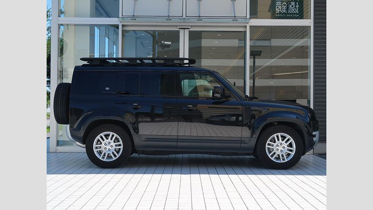 2022 認定中古車 Land Rover Defender 110 サントリーニブラック D300 AWD（AT） S