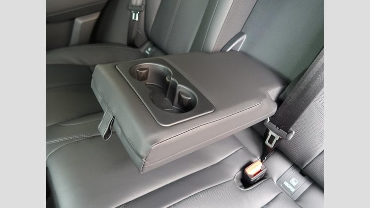 2024 認定中古車 Land Rover Range Rover Velar フジホワイト P400eプラグインハイブリッド（ガソリン） スタンダードホイールベース Dynamic HSE