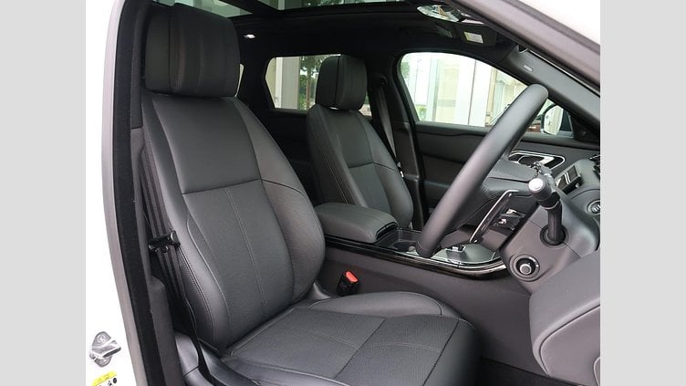 2024 認定中古車 Land Rover Range Rover Velar フジホワイト P400eプラグインハイブリッド（ガソリン） スタンダードホイールベース Dynamic HSE