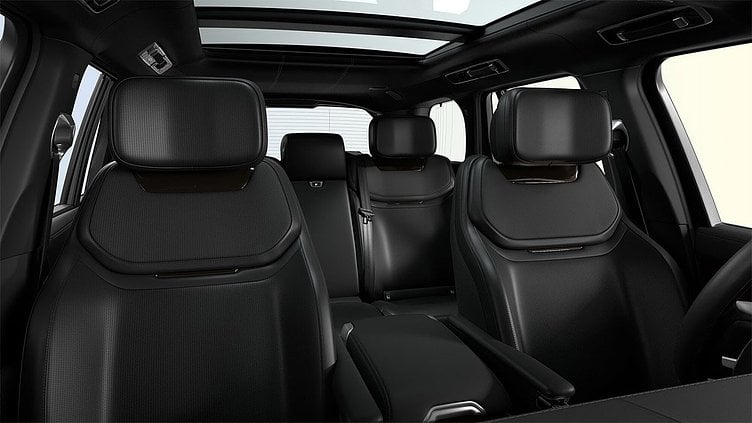 2025 SKLADOVÉ VOZIDLÁ Land Rover Range Rover Santorini Black P615 SV