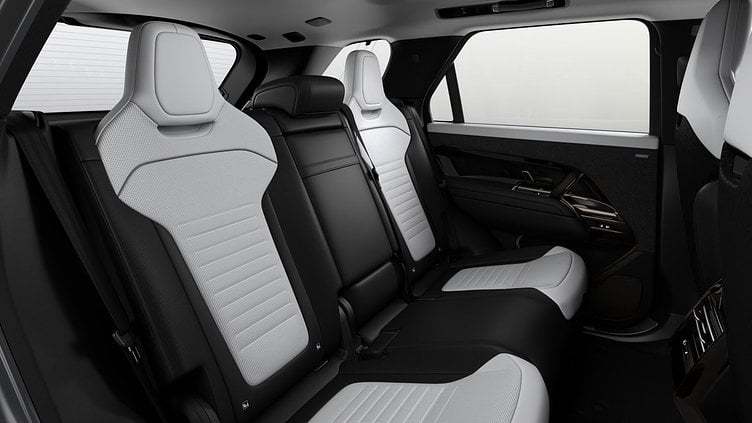 2025 SKLADOVÉ VOZIDLÁ Land Rover Range Rover Sport Sivá Carpathian P635 MHEV AWD SV