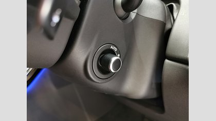 Range Rover Velar 26