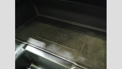 Range Rover Velar 25