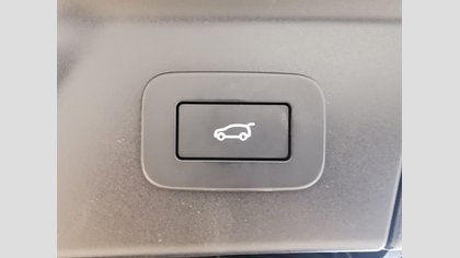 Range Rover Velar 15