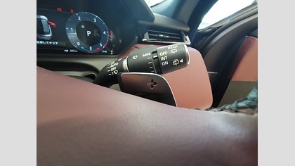 Range Rover Velar 28