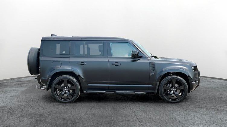 2024 Approved Land Rover Defender 110 Santorini Black P525 AWD AUTOMATIC V8