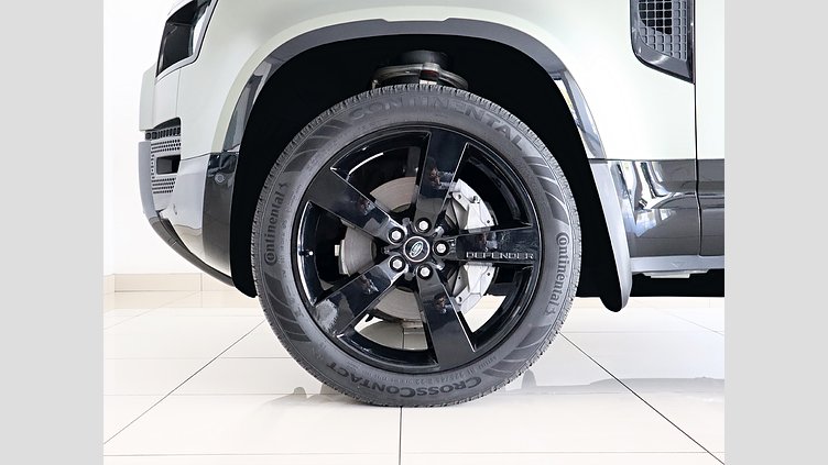 2025 Approved Land Rover Defender 110 Pangea Green AWD D350 X-Dynamic HSE