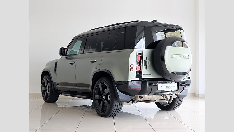 2025 Approved Land Rover Defender 110 Pangea Green AWD D350 X-Dynamic HSE
