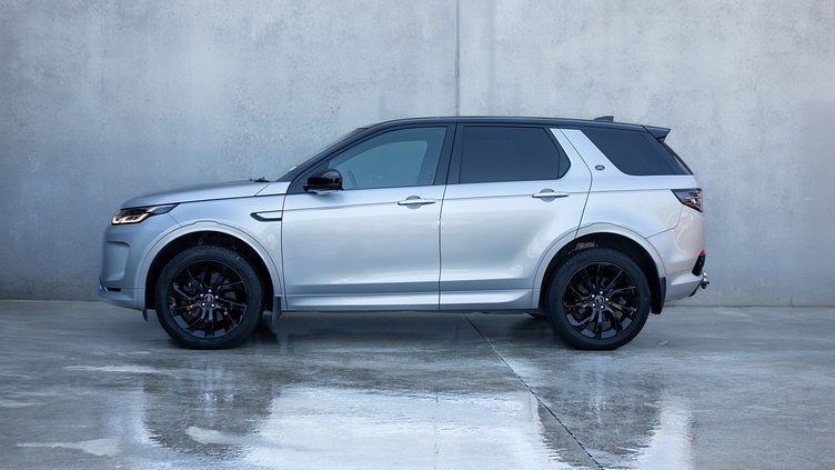 2022 Approved Land Rover Discovery Sport Hakuba Silver Metallic P250 R-Dynamic SE
