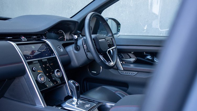 2022 Approved Land Rover Discovery Sport Hakuba Silver Metallic P250 R-Dynamic SE