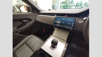 Range Rover Evoque 35