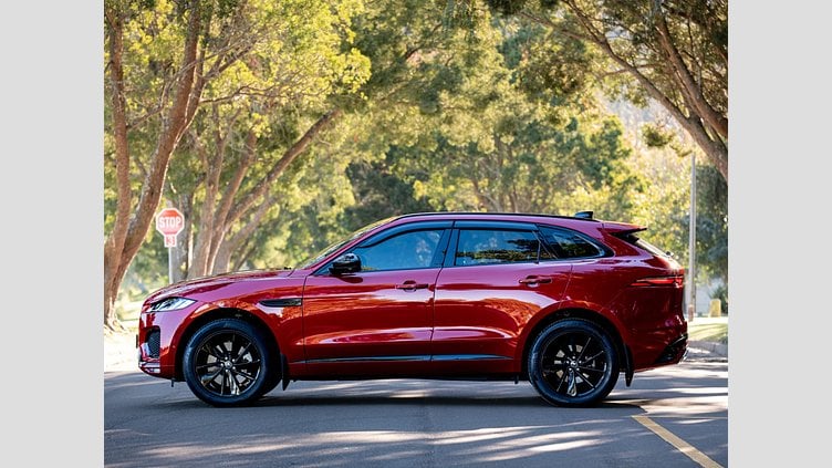 2024 Approved Jaguar F-Pace Firenze Red AWD Auto 3.0D SE R-DYNAMIC (D300)