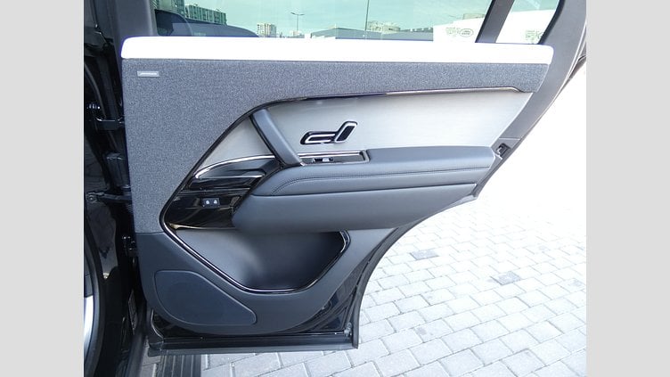 2022 Вживаний Land Rover Range Rover Sport Santorini Black 3.0 litre i6D​ Dynamic SE